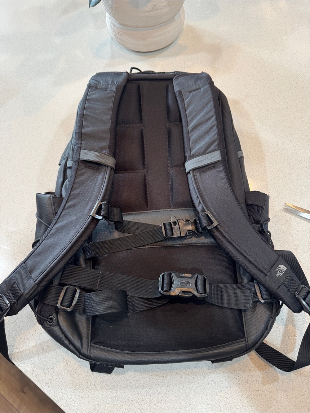 The North Face Borealis Black Backpack - Picture 3 of 9